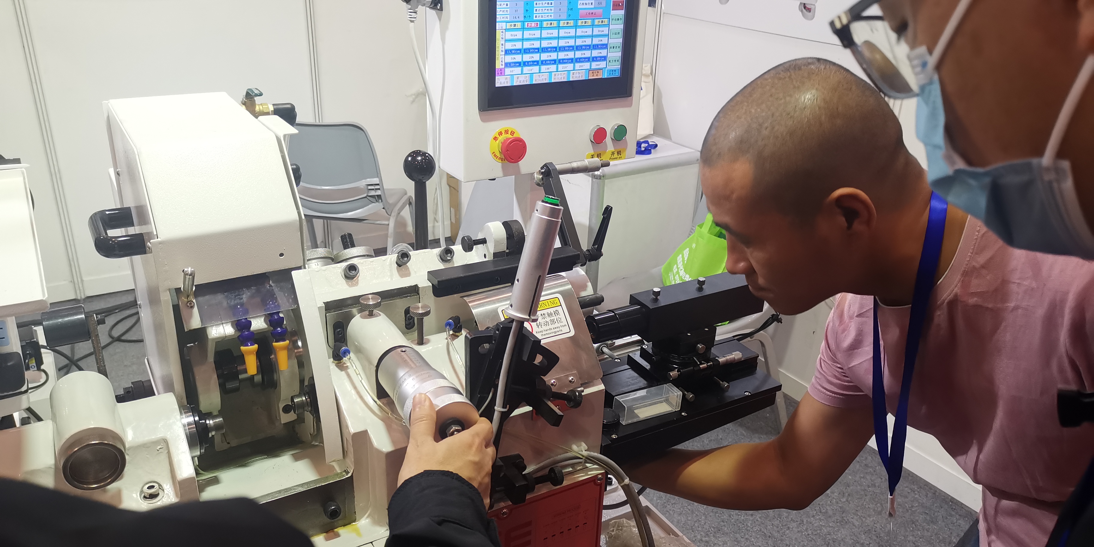 Optical factory partner 06 — Final alignment / Photo slot